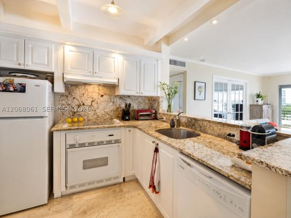 Lincoln Bay Towers, 1450 Lincoln Rd #1010, Miami Beach, Florida 33139, image 3