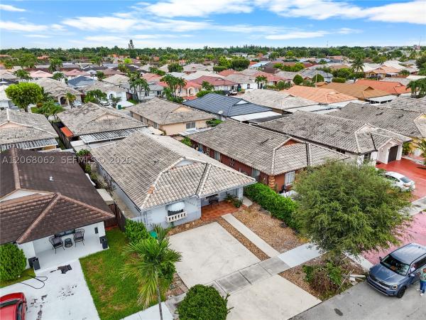 Golden Eagle Estates, 10033 NW 126th Ter, Hialeah Gardens, Florida 33018, image 2