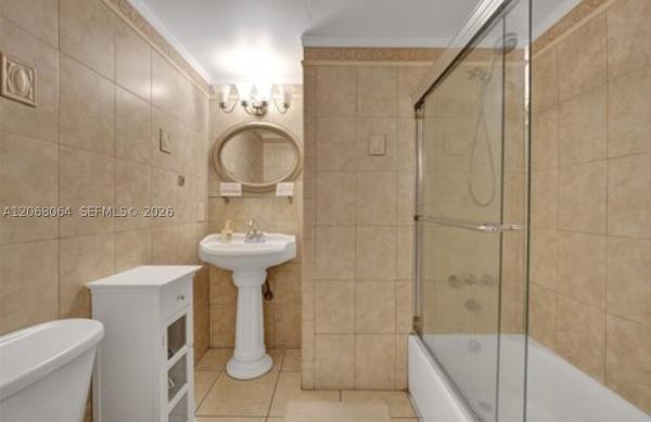 Ocean Manor, 4040 Galt Ocean Dr #221, Fort Lauderdale, Florida 33308, image 1