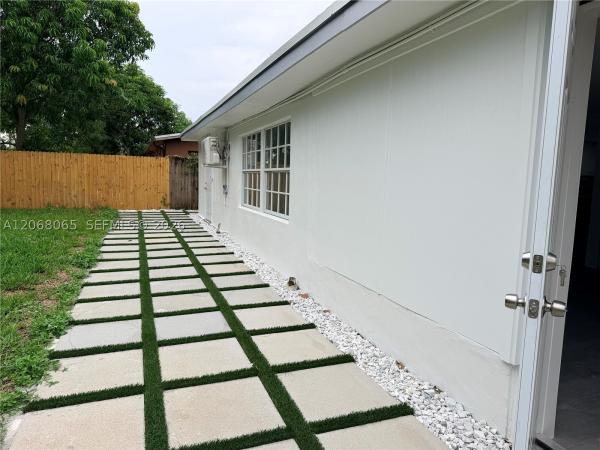 Margate Estates, 650 SW 55th Ave, Margate, Florida 33068, image 2