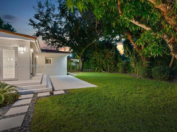 Riviera, 5406 S Le Jeune Rd, Coral Gables, Florida 33146, image 2