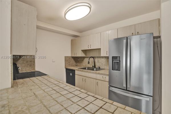Miller Sixty-Seven Townhouses, 5555 Ludlam Rd #46, South Miami, Florida 33155, image 2