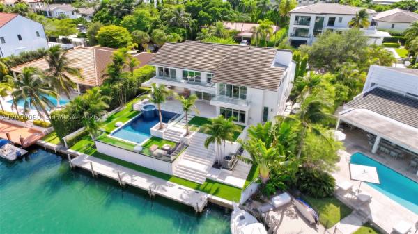 Sunrise Harbour, 6819 Sunrise Pl, Coral Gables, Florida 33133, image 2