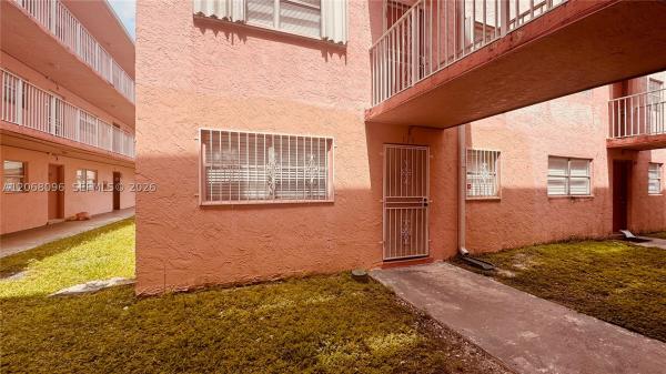 19771 SW 114th Ave #126, Unincorporated Dade County, Florida 33157, image 1