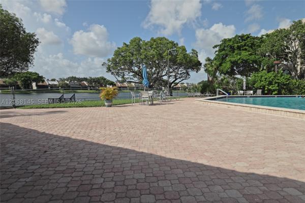 Colony Point, 1100 Colony Point Cir #419, Pembroke Pines, Florida 33026, image 2