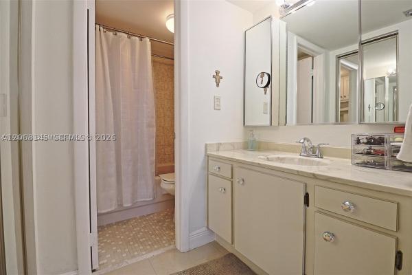 Colony Point, 1100 Colony Point Cir #419, Pembroke Pines, Florida 33026, image 3