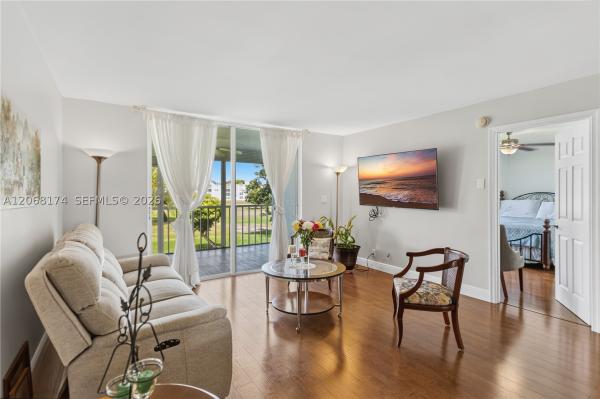 Palm Springs 2, 7688 NW 18th St #202, Margate, Florida 33063, image 2