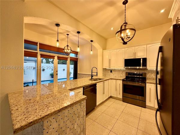 2802 SW 149th Pl, Unincorporated Dade County, Florida 33185, image 3