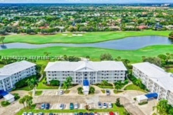 Whitehall, 3526 Whitehall Dr #302, West Palm Beach, Florida 33401, image 3