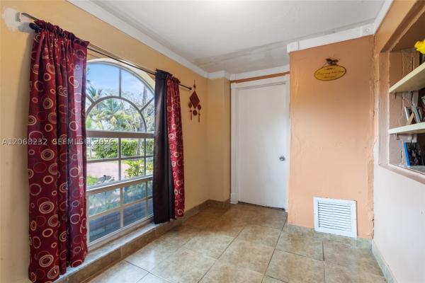 Fulford By The Sea, 1223 NE 182nd St, North Miami Beach, Florida 33162, image 2