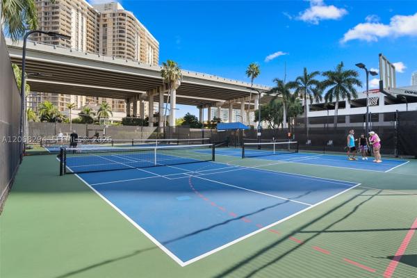 Mystic Pointe Tower 200, 19101 NE 36th Ct #807, Aventura, Florida 33180, image 2