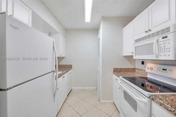 Sheridan East, 1450 SE 3rd Ave #201, Dania Beach, Florida 33004, image 3