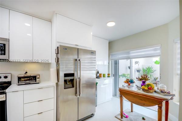 Doral Greens, 10237 NW 52nd Ln, Doral, Florida 33178, image 3