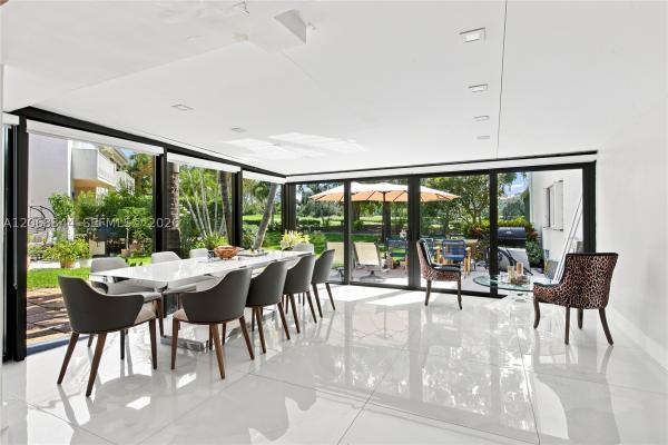 Delvista Townhomes, 20302 NE 34th Ct #41, Aventura, Florida 33180, image 2