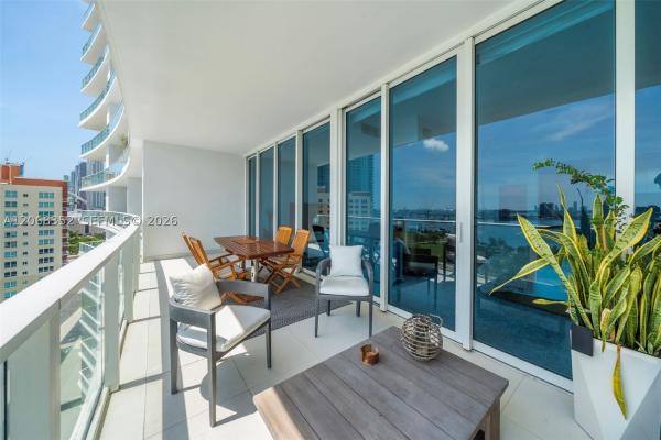 Paramount Bay, 2020 N Bayshore Dr #1407, Miami, Florida 33137, image 2