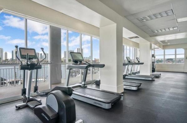 Del Prado, 18081 Biscayne Blvd #1702-4, Aventura, Florida 33160, image 2