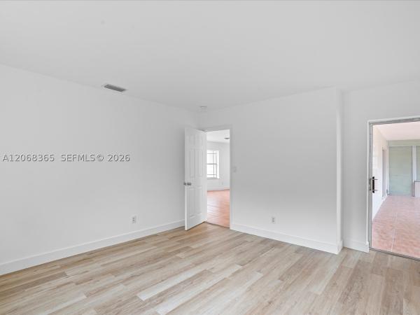 Oakland Estates, 4545 NW 39th St, Lauderdale Lakes, Florida 33319, image 1