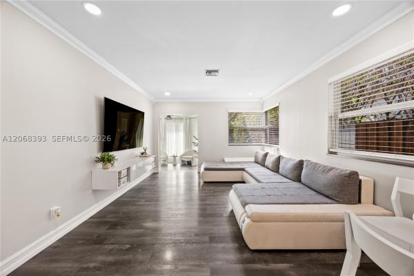 Hollywood Lakes, 1523 Monroe St, Hollywood, Florida 33020, image 1
