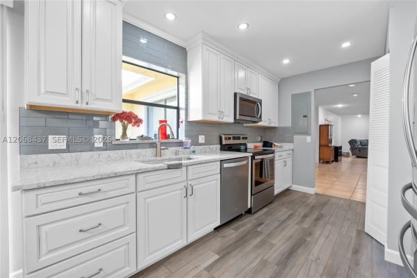 7507 N Ace Rd N, Lake Worth, Florida 33467, image 3