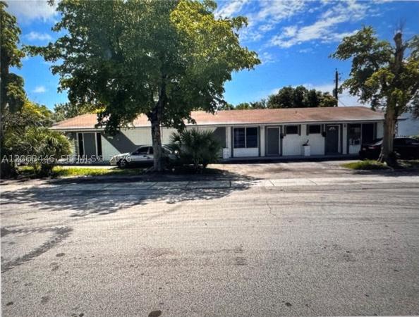 Griffing Biscayne Park Estates, 12501 NE 5th Ave, North Miami, Florida 33161, image 2