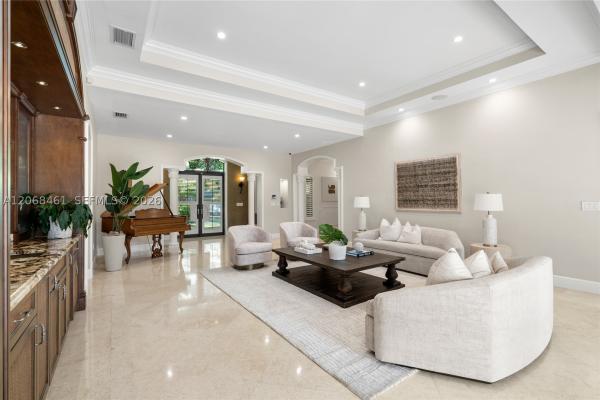 Shane Estates, 10601 SW 72nd Ct, Pinecrest, Florida 33156, image 2