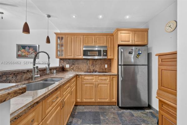 Bravura, 3301 N Country Club Dr #110, Aventura, Florida 33180, image 1
