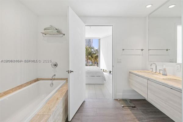 Biscayne Beach, 2900 NE 7th Ave #809, Miami, Florida 33137, image 2