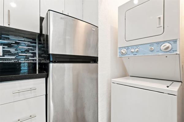 Menores, 119 Menores Ave #2, Coral Gables, Florida 33134, image 3