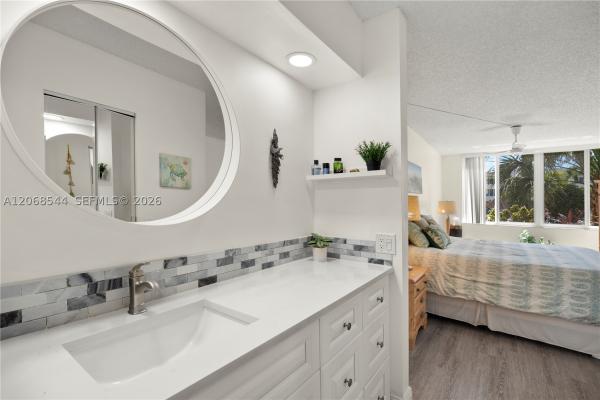 Royal Park Gardens 2, 6750 Royal Palm Blvd #107E, Margate, Florida 33063, image 2