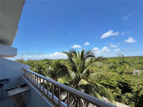 Commodore Club West, 155 Ocean Lane Dr #702, Key Biscayne, Florida 33149, image 3