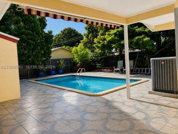 19226 SW 123rd Ave, Unincorporated Dade County, Florida 33177, image 1