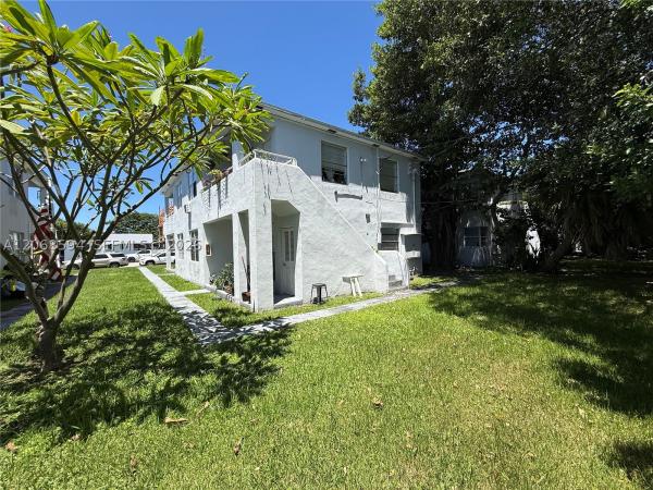 Isle Of Normandy, 1784 Normandy Dr, Miami Beach, Florida 33141, image 2