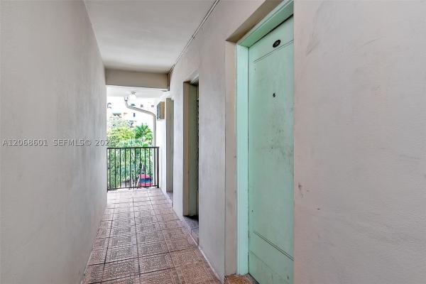Bella Majorca, 318 Majorca Ave #304, Coral Gables, Florida 33134, image 3