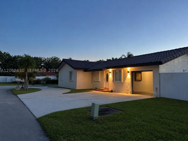 11122 SW 143rd Ct, Unincorporated Dade County, Florida 33186, image 1
