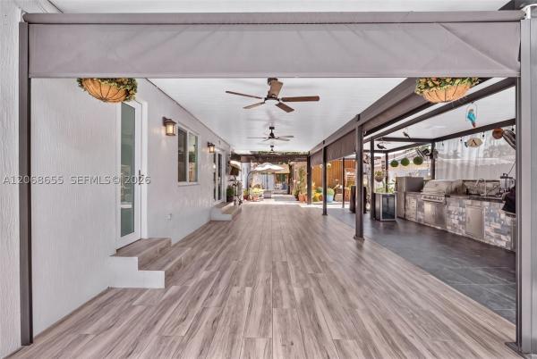 Palm Springs, 700 W 51st Pl, Hialeah, Florida 33012, image 2