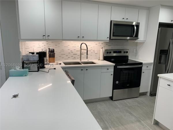 Lake Point Tower & Marina, 100 Golden Isles Dr #409, Hallandale Beach, Florida 33009, image 1