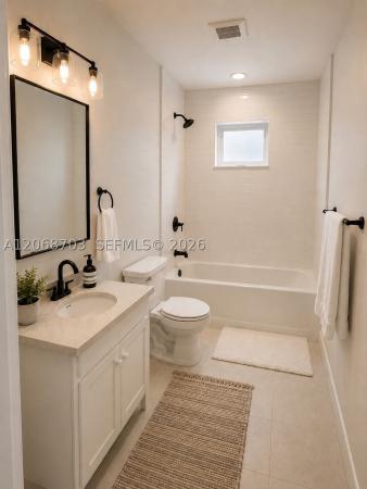 Suzanne Plaza, 7910 Taft St #208, Pembroke Pines, Florida 33024, image 2