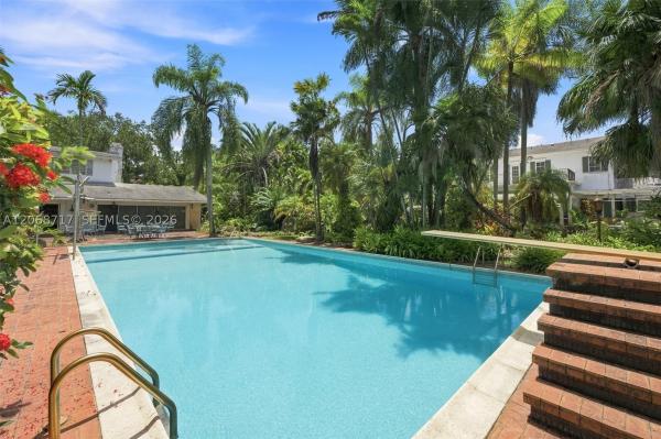 5885 SW 56th St, Unincorporated Dade County, Florida 33155, image 2