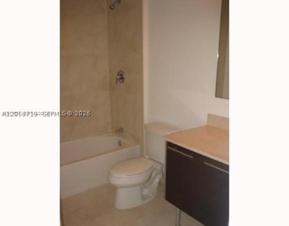 Quantum On The Bay, 1900 N Bayshore Dr #2405, Miami, Florida 33132, image 2