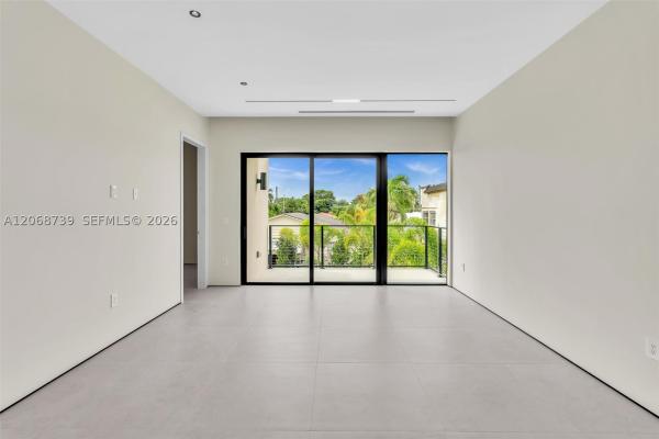 Grapeland, 2222 SW 14th St #right, Miami, Florida 33145, image 3