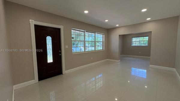 Boulevard Heights, 251 N 68th Ter, Hollywood, Florida 33024, image 3
