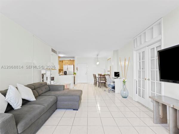 Parkview Point, 7441 Wayne Ave #3H, Miami Beach, Florida 33141, image 2