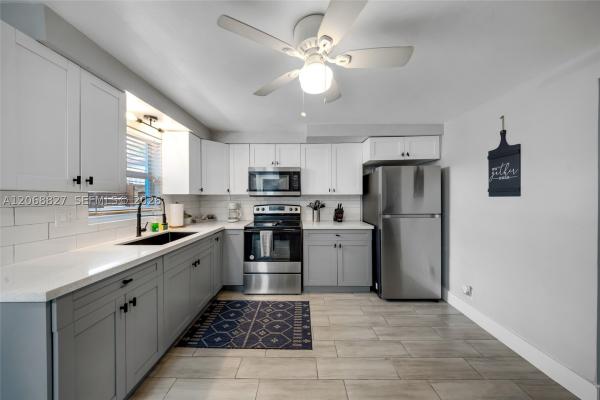 Vinik, 817 SW 12th St, Fort Lauderdale, Florida 33315, image 1