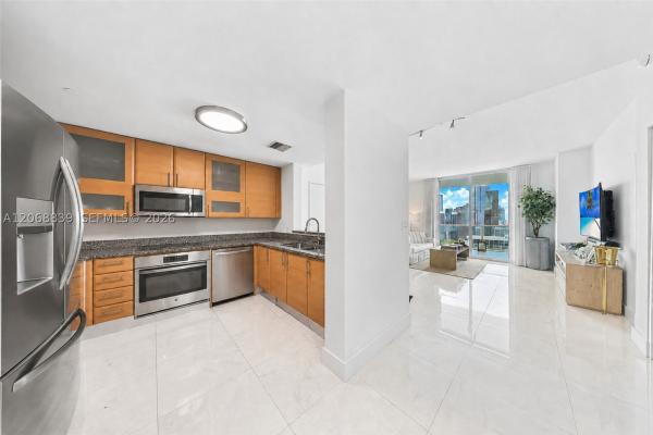 Skyline On Brickell, 2101 Brickell Ave #3202, Miami, Florida 33129, image 2