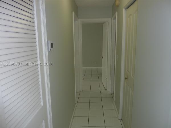180 Cypress Club Dr #811, Fort Lauderdale, Florida 33060, image 3