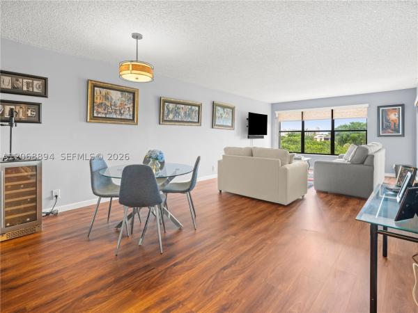 2314 S Cypress Bend Dr #611, Pompano Beach, Florida 33069, image 3