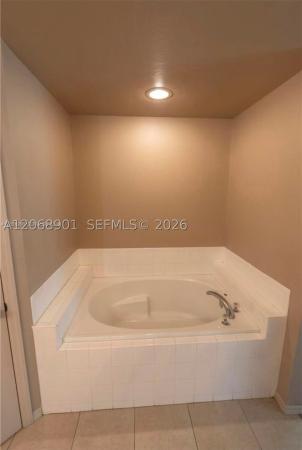 Cape Coral Residential, 4129 NE 19th Pl, Cape Coral, Florida 33909, image 3