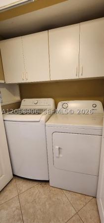 Windmill Gate, 16504 Bridge End Rd, Miami Lakes, Florida 33014, image 3