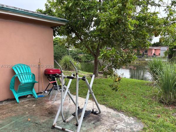 Gold Key Villas, 2745 NW 69th Ave, Sunrise, Florida 33313, image 2