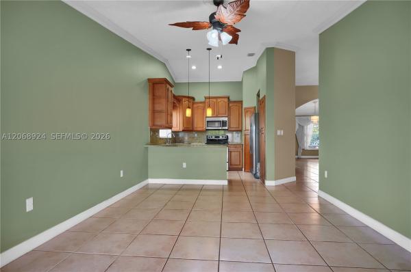 901 NW 128th Pl, Unincorporated Dade County, Florida 33182, image 3